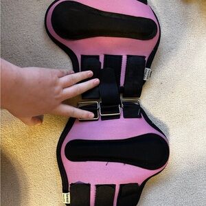 New Medium Brushing Boots